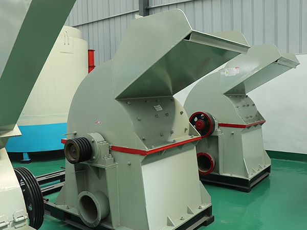 木材粉碎機備貨